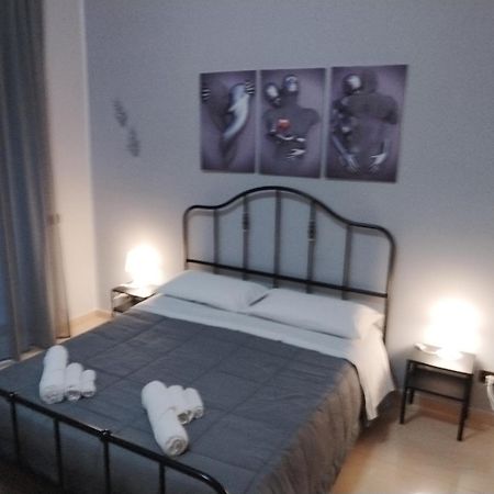 B&B Nancy เนเปิลส์ ภายนอก รูปภาพ
